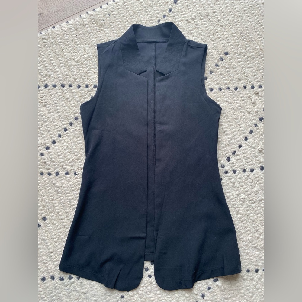 Sleeveless Black Blouse